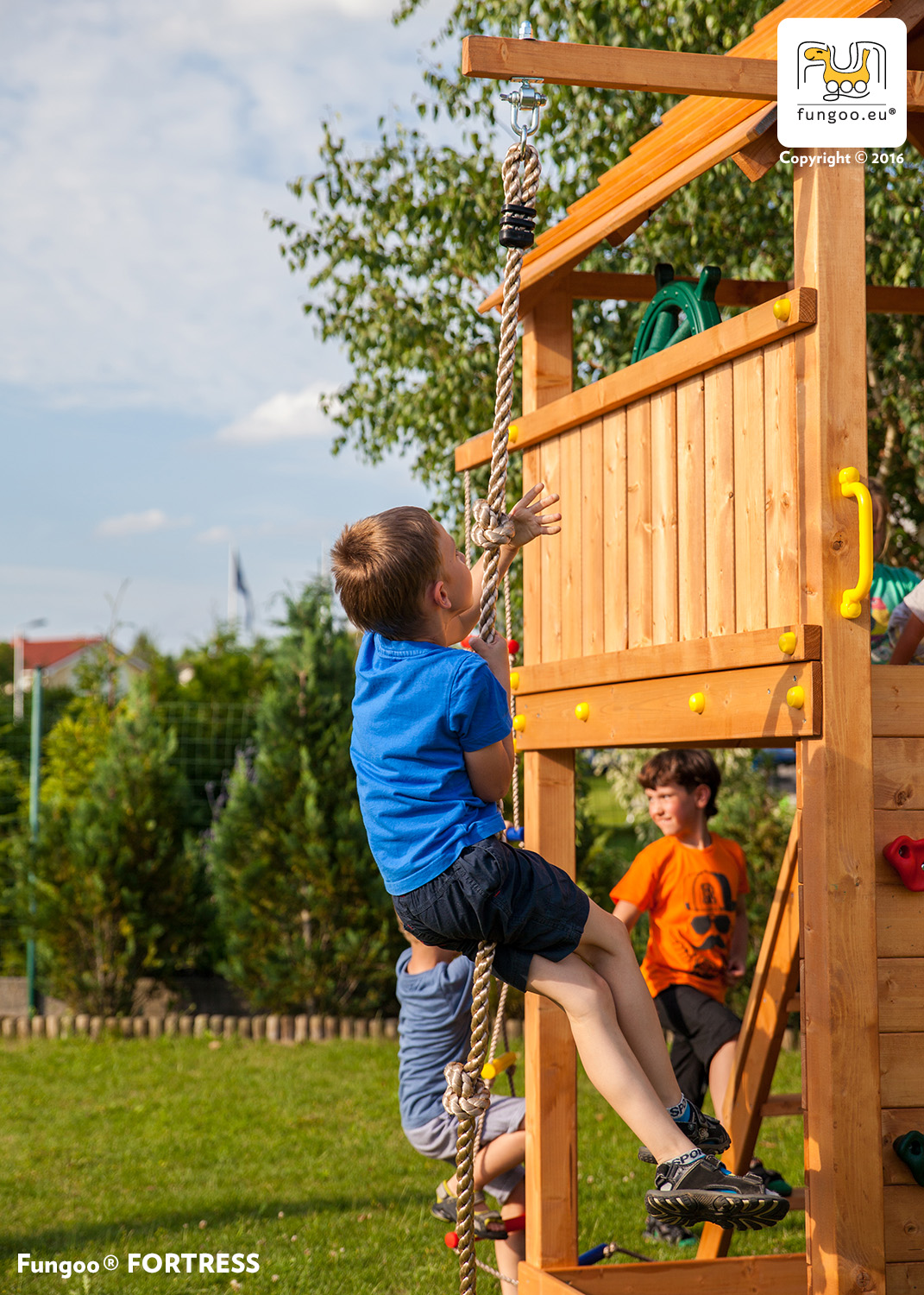 Fungoo Fortress Spielturm / teakfarben imprägniert