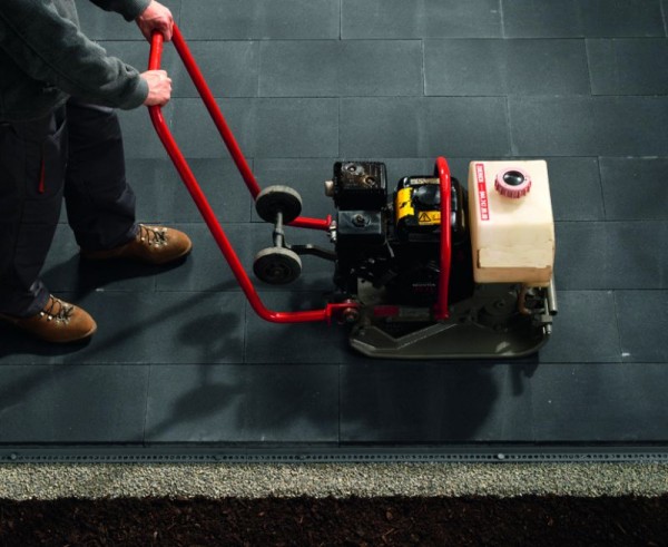 Ferax steinfix® gerade 22, grau, Profil 2 m