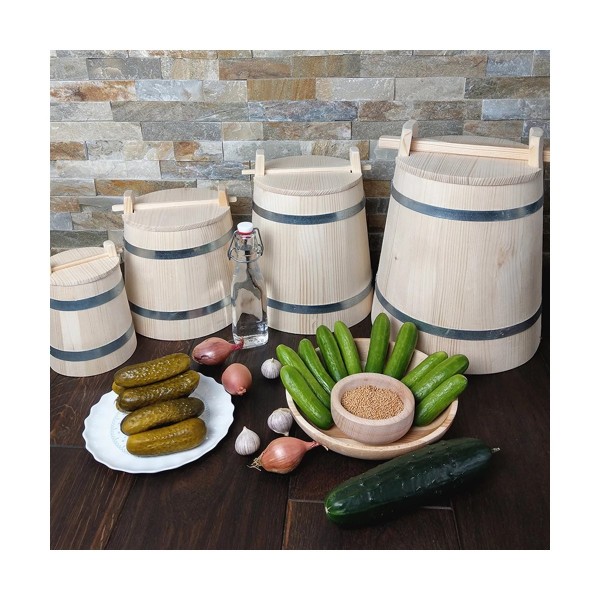 Gurkentopf, mit Deckel, aus Holz