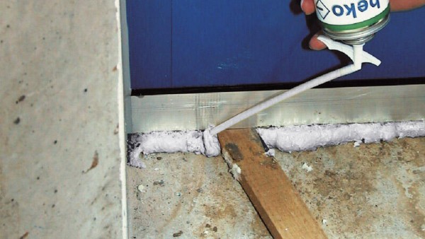 Montageschaum 750 ml